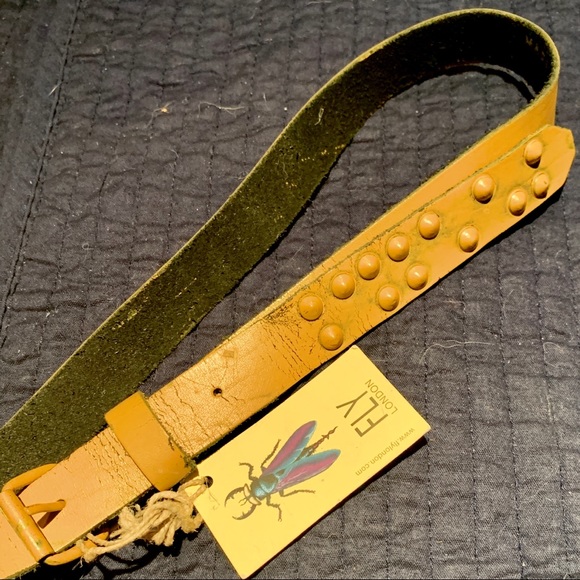 Fly London Susie Mustard Crackle Belt - Picture 4 of 5